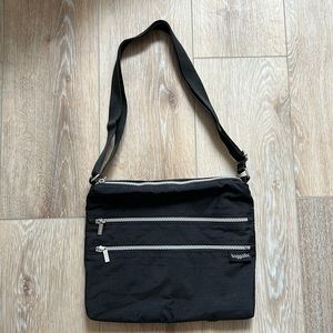 Baggallini Crossbody Travel Bag
